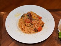 「『いったん味わうとひきずり込まれるカラさっつーか』娼婦風スパゲッティー パール・ジャムコースター付きッ」