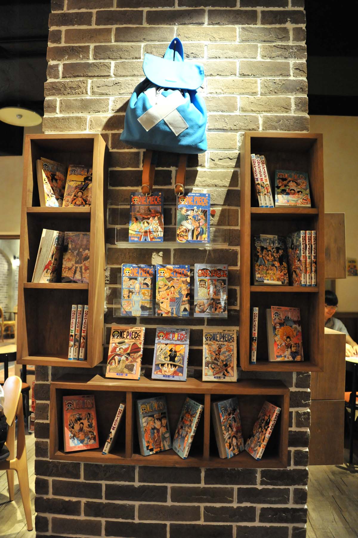 Cafe Mugiwara店内の様子。