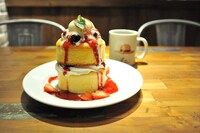 「チョッパーのベリーたっぷり欲張りパンケーキ」