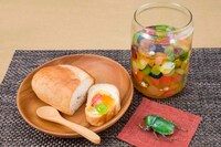 「天然▼おいしい宝虫のおやつ」の食品サンプル。