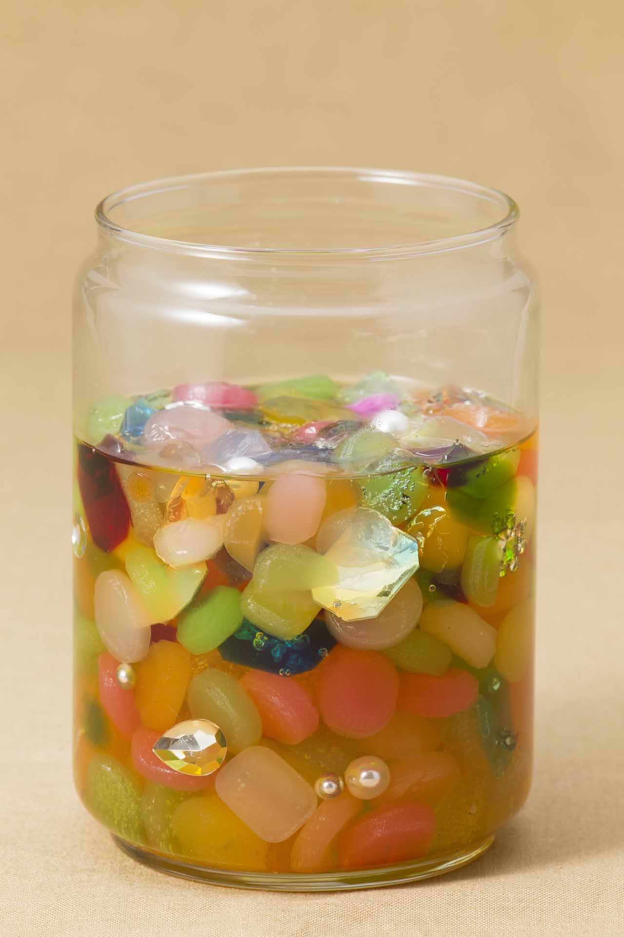 宝虫の巣のジャムの食品サンプル。