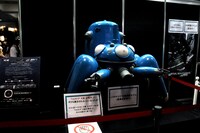 Production I.Gブースでは1/2タチコマを展示。