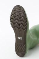 八軒勇吾モデル