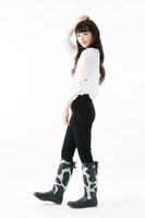 ホルスタイン部モデル着用画像