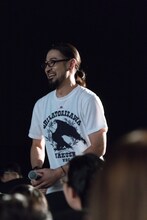 シークレットゲストとして登場した竹内良太。