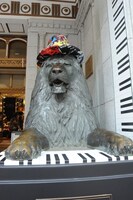 ライオン像はどんな音楽を奏でてくれるのか。