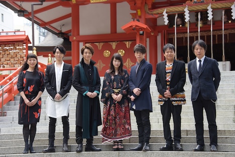 左から有森也実、小園凌央、鈴木拡樹、川栄李奈、早乙女友貴、星田英利、岡村俊一。