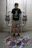 「エスパークス」コラボアイテムのルック。