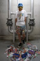 「エスパークス」コラボアイテムのルック。