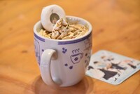 「三日月堂特製あずきミルクティー」