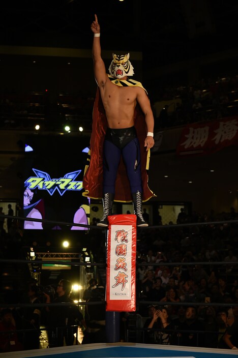 タイガーマスクW (c)新日本プロレス