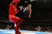タイガーマスクWvsレッドデスマスクより。 (c)新日本プロレス