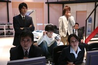 「デスノート 逆襲の天才」の場面写真。(c)大場つぐみ・小畑健／集英社 (c)2006「DEATH NOTE」FILM PARTNERSFILM PARTNERS