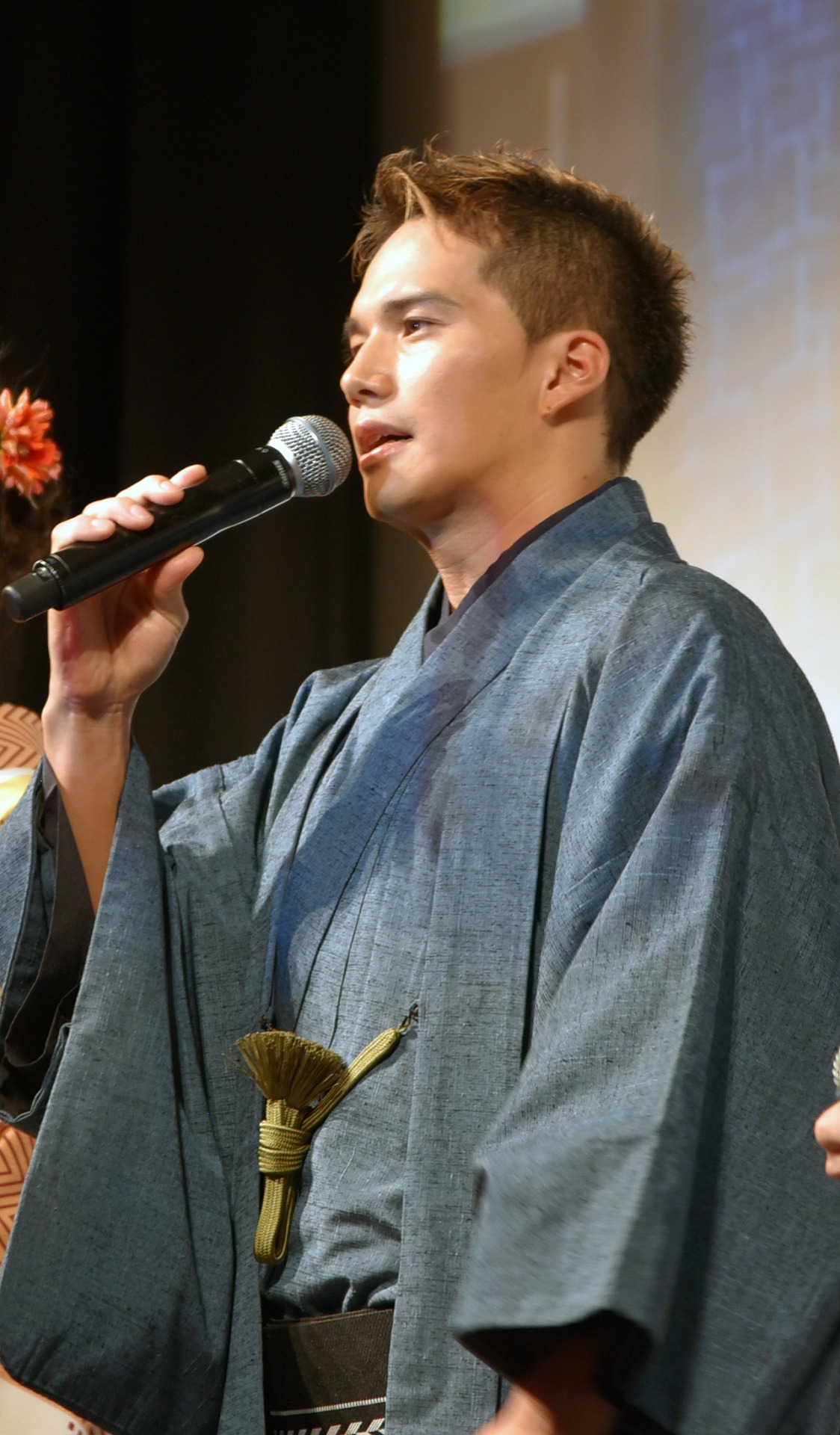 市原隼人