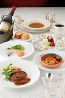 「黒執事 CRUISING PARTY ～その執事、出航～」料理イメージ