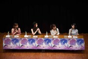トークイベントの様子。左から左から加藤英美里、小松未可子、芹澤優、佐倉綾音。