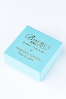 MooNsシリーズのパッケージ。