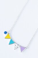 愛染健十モデルのネックレス。