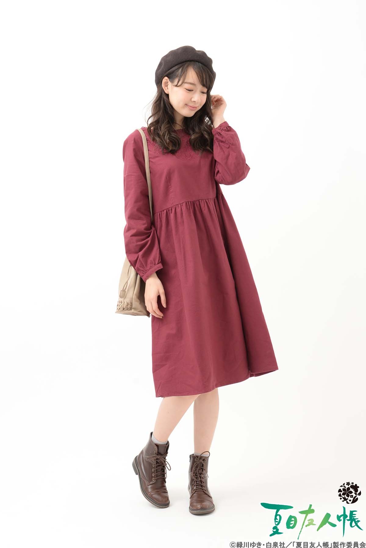 「夏目友人帳コラボワンピース」ボルドー着用画像