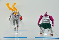 左から「S.H.Figuarts シルバーマン」、「S.H.Figuarts ストロング・ザ・武道」（ともに参考出展）