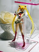 「S.H.Figuarts スーパーセーラームーン」