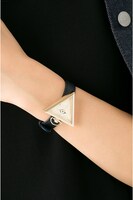 「遊☆戯☆王デュエルモンスターズ」コラボ腕時計 武藤遊戯モデルの着用画像。