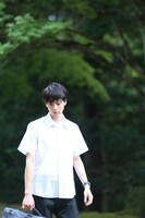 「逆光の頃」より。撮影/徳間書店