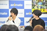 イベントの様子。左から逢坂良太、山谷祥生。