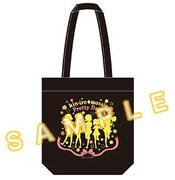 劇場販売されるトートバッグ。