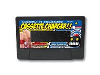 「カセットテープ型バッテリーチャージャー TAPES ステカセキング ver.」