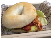 「殺せんせーの“バカなるエロのチキンのタコ”スベーグル」