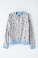 「おそ松さん」コラボパジャマのカラ松モデル。