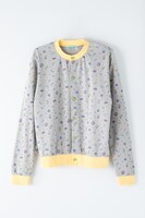 「おそ松さん」コラボパジャマの十四松モデル。