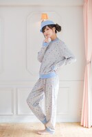 カラ松モデルの着用例。