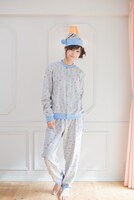 カラ松モデルの着用例。