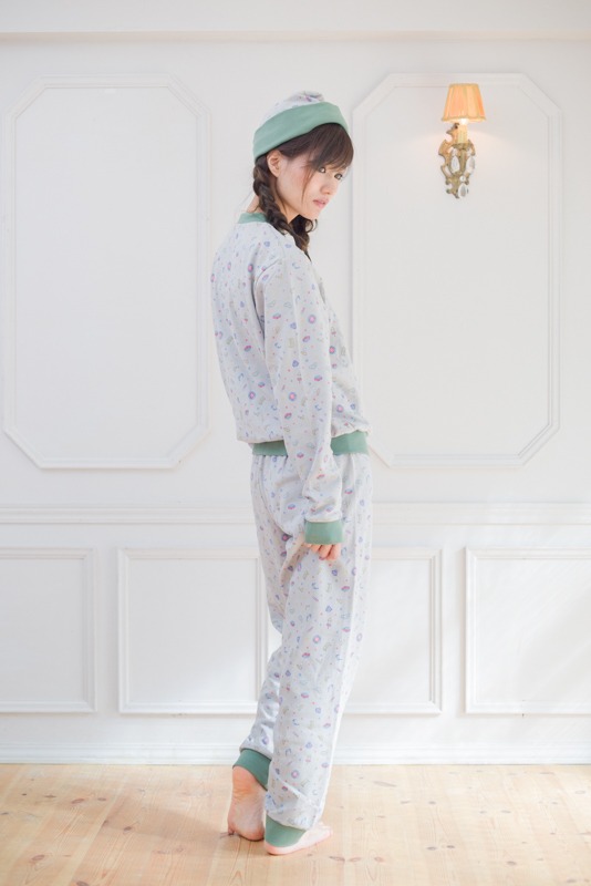 チョロ松モデルの着用例。