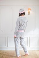 トド松モデルの着用例。