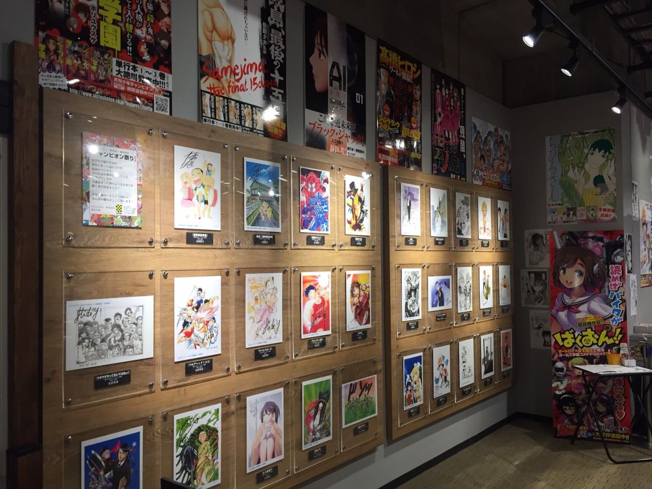 TSUTAYA三軒茶屋店で開催中の「チャンピオン祭り」の様子。