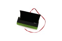 鶯丸モデルのケース。