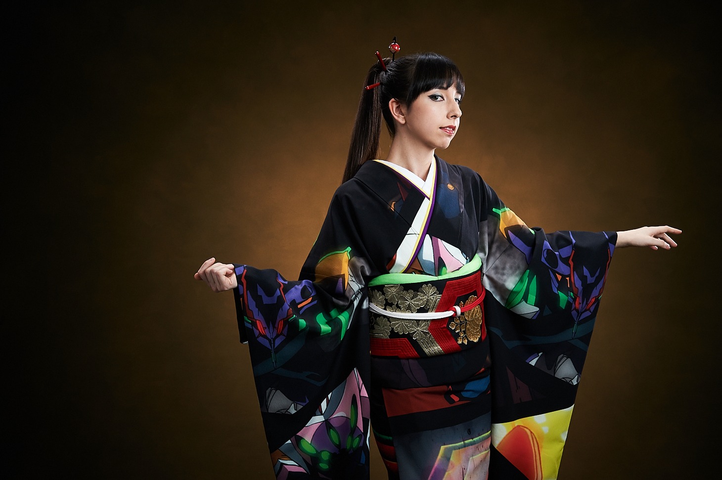 「EVANGELION × Full Graphic Kimono」着用例 ※画像（モデル着用）の帯はイメージです。セット販売される帯とはデザインが異なります。