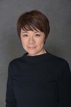 お隣さんで、小泉今日子演じる円子のママ友・木手役の福島マリコ。