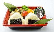 「うちはサスケのおかかのおにぎり弁当」
