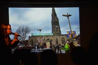 2015年、「薔薇王の葬列」にも登場するリチャード3世の遺骨が再埋葬されたときの取材の様子。