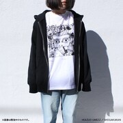「わたしは真悟 Tシャツ 四角ver.」ホワイトの着用写真。