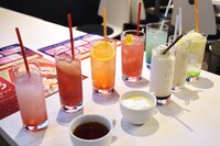 「カードキャプターさくら クリスマスパーティー in HARAJUKU」にて提供されているドリンク。