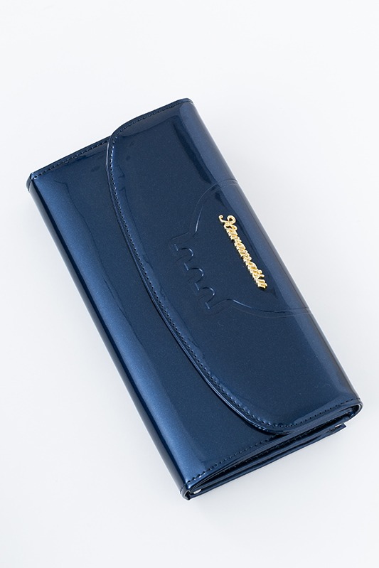カラ松モデルの財布。