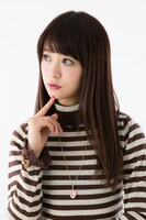 「トッティワゴン」のチャームを使用したネックレス。