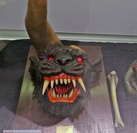 「ベルセルク展」の様子。