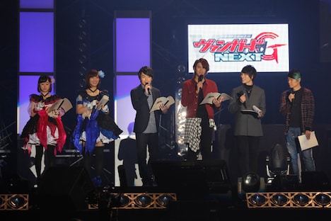 「カードファイト!! ヴァンガードG」のキャスト陣。左から工藤晴香、愛美、榎木淳弥、石井マーク、森嶋秀太、岸尾だいすけ。