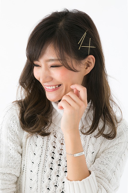 「大柴喜一モデル ブレスレット」の着用例。